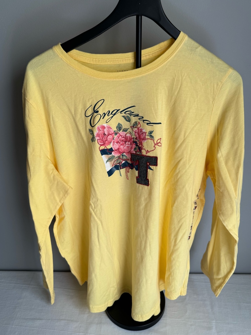 England Floral Graphic Long-Sleeve Tee - Yellow By Tommy Hilfiger
Size 1X